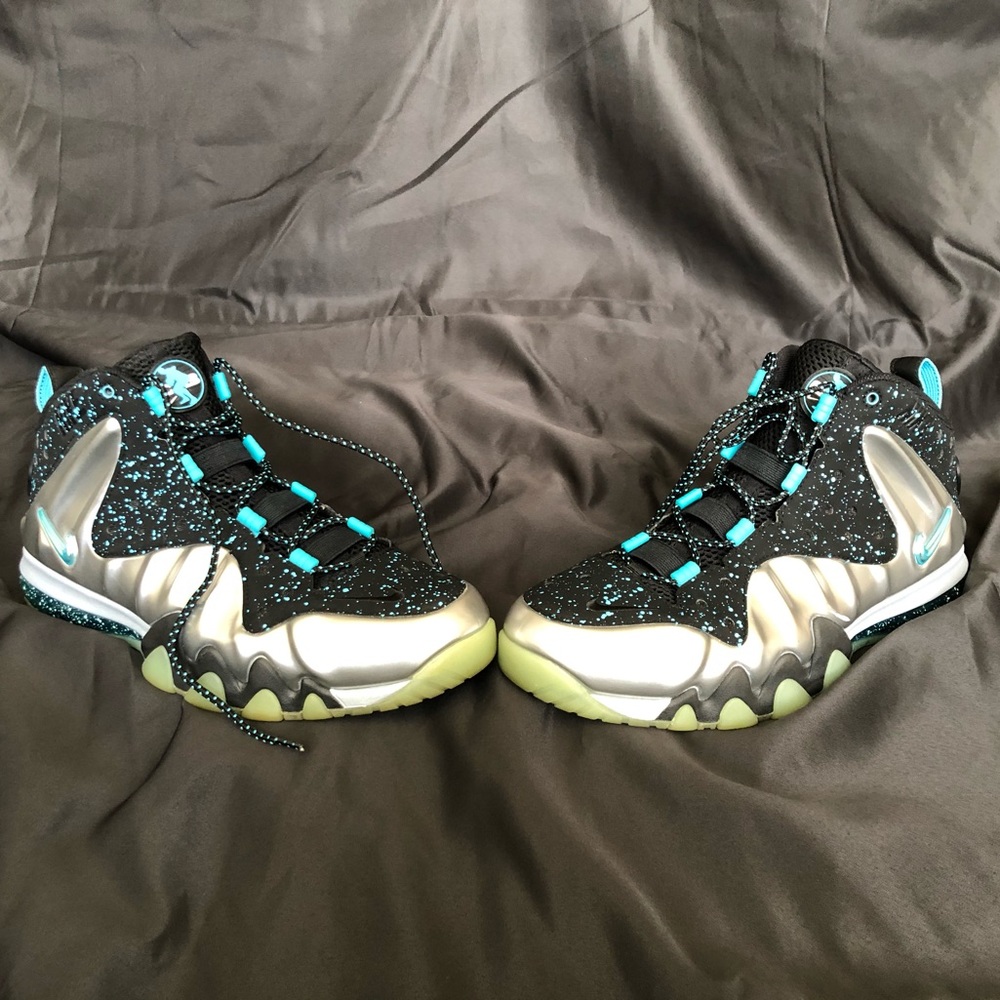 Nike Barkley Posite Max Metallic Silver